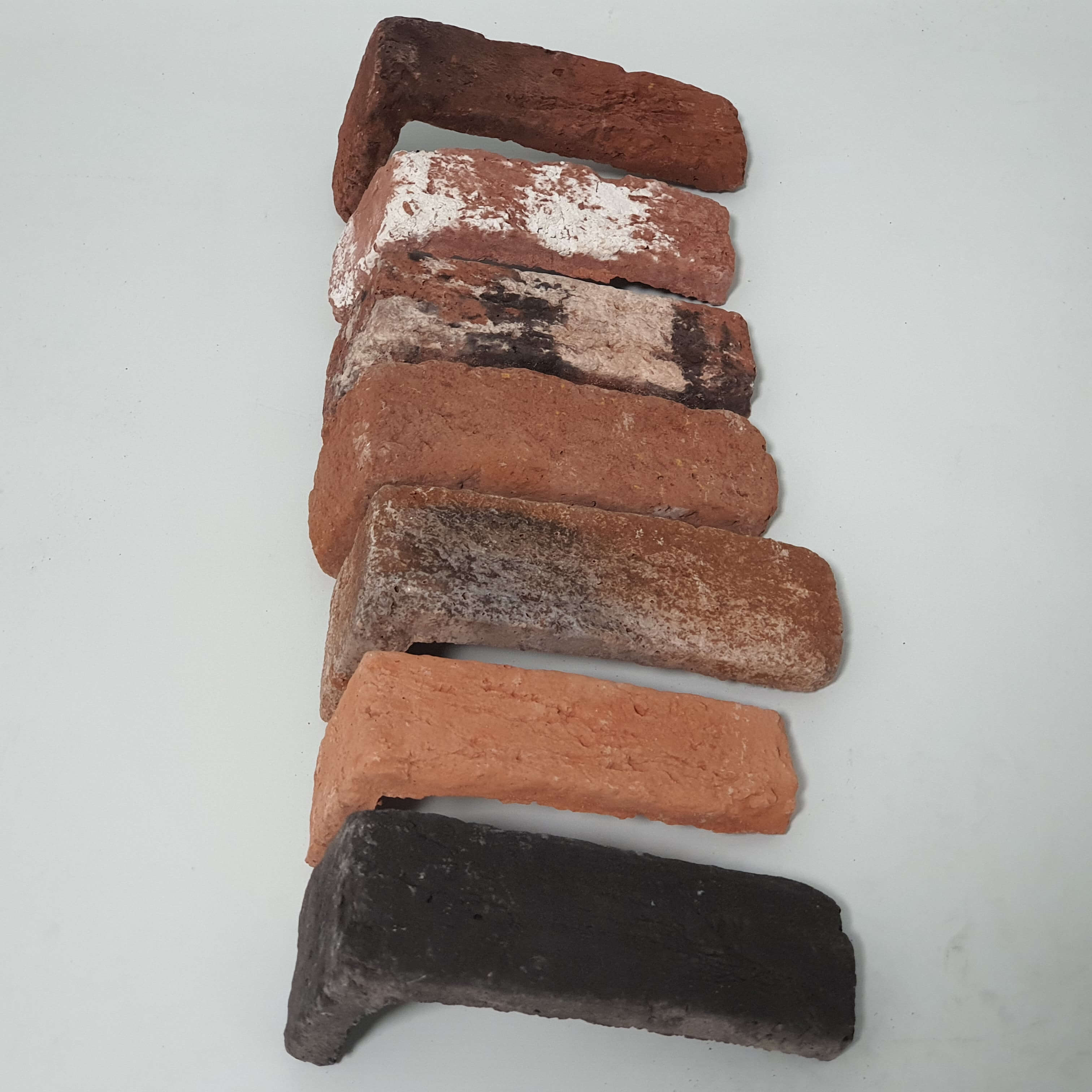 Colț de cărămidă multiplă