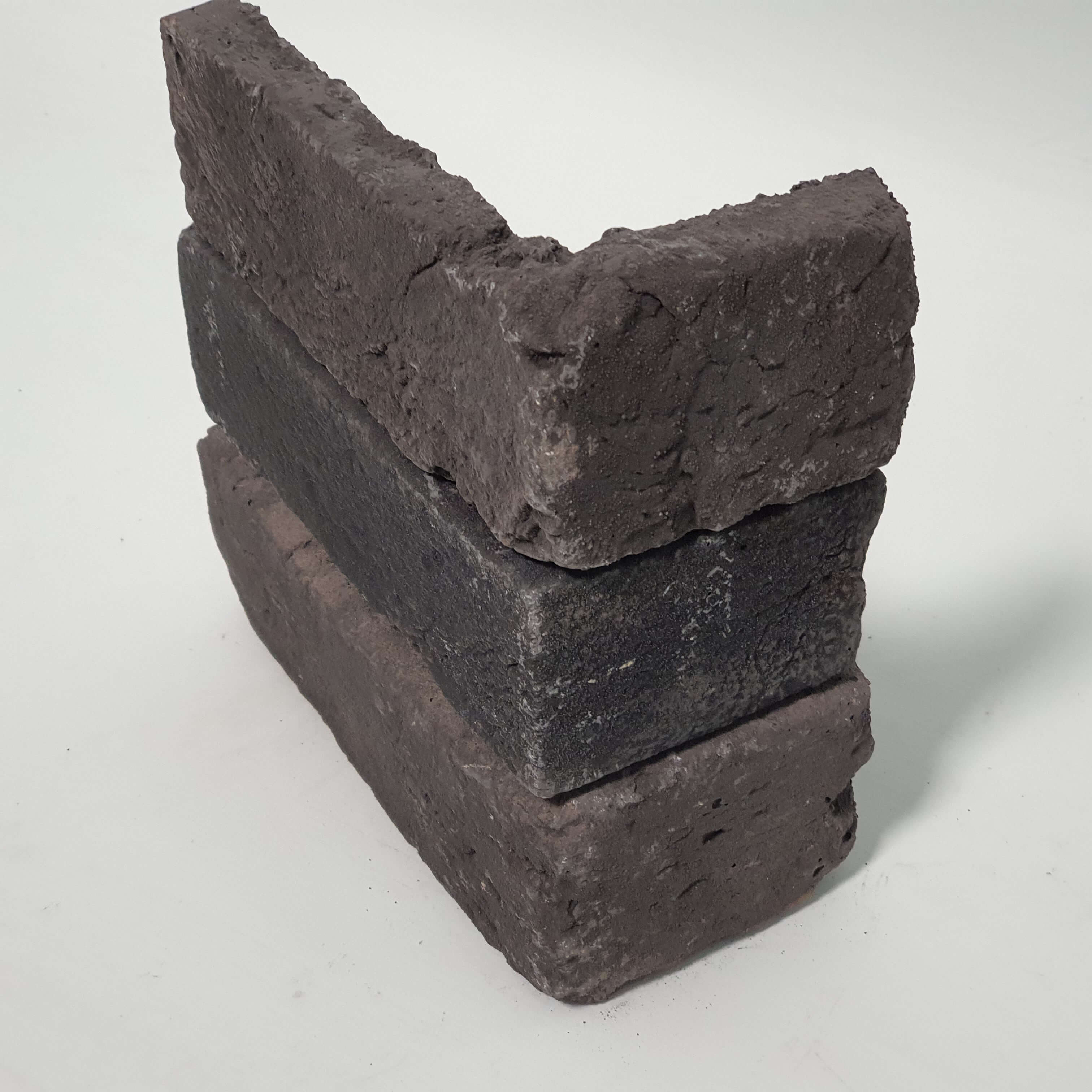 Colț de cărămidă multiplă