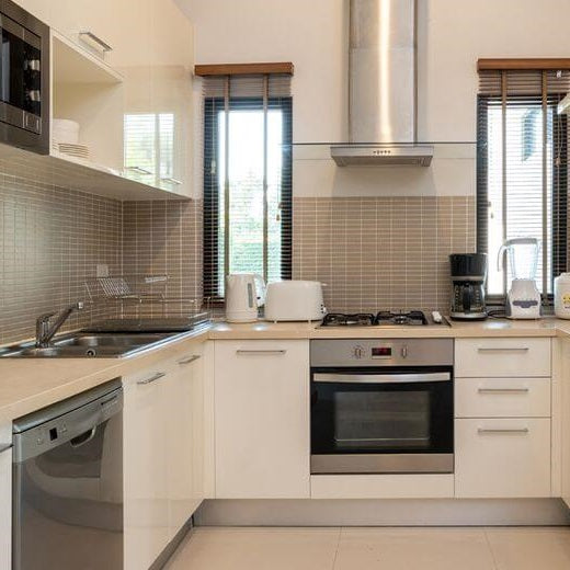 Panou MDF acrilic anti zgârieturi cremă 18 mm panou complet - tăiat la dimensiune (mm)