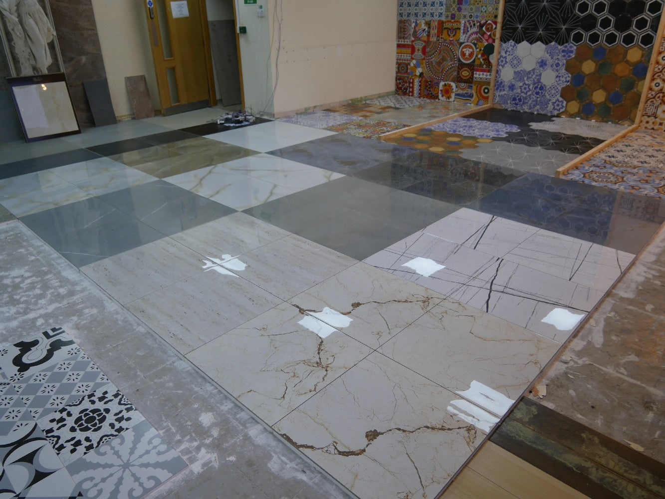 Italian Design Lucca (1071) Porțelan lustruit rectificat 600x600mm gresie și faianță