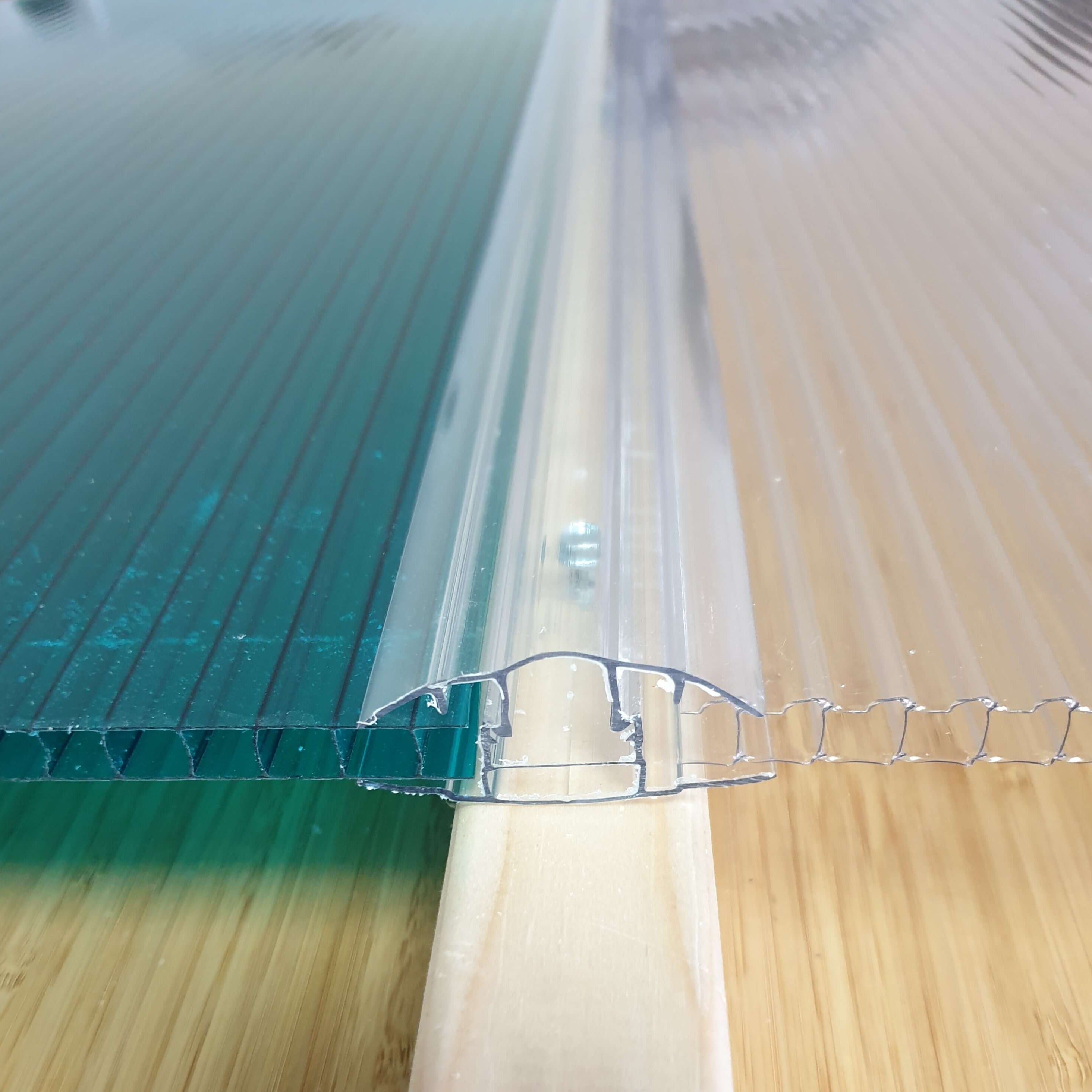 Polycarbonate Snap-Down Glazing Bar Clear for Use With 4mm / 6mm / 8mm / 10mm Polycarbonate Roofing Sheet