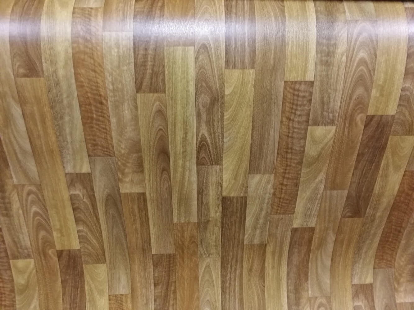 Spotted Gum 743 Vinil Lino Pardoseală 3m lățime