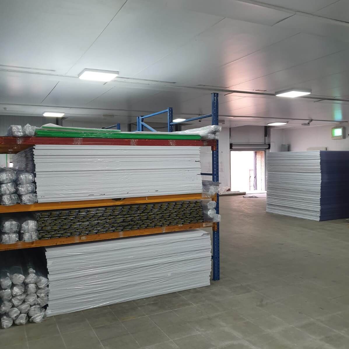 Clear Polycarbonate Roofing Sheets – Available in Multiple Thicknesses (4 mm to 25 mm)