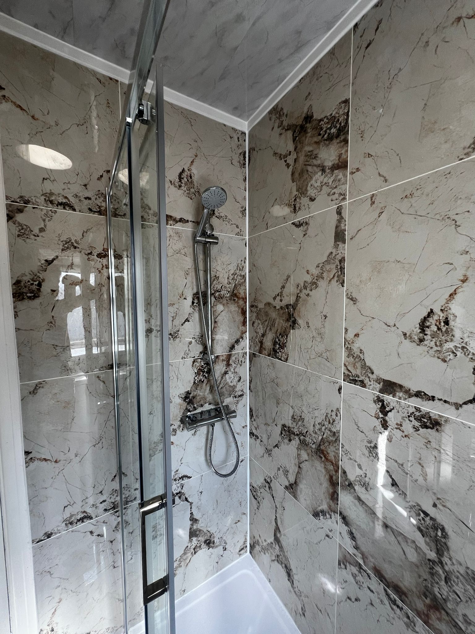 Patagonia Ideal Rectified Glossy Porcelain (600mm x 600mm) Wall And Floor Tiles