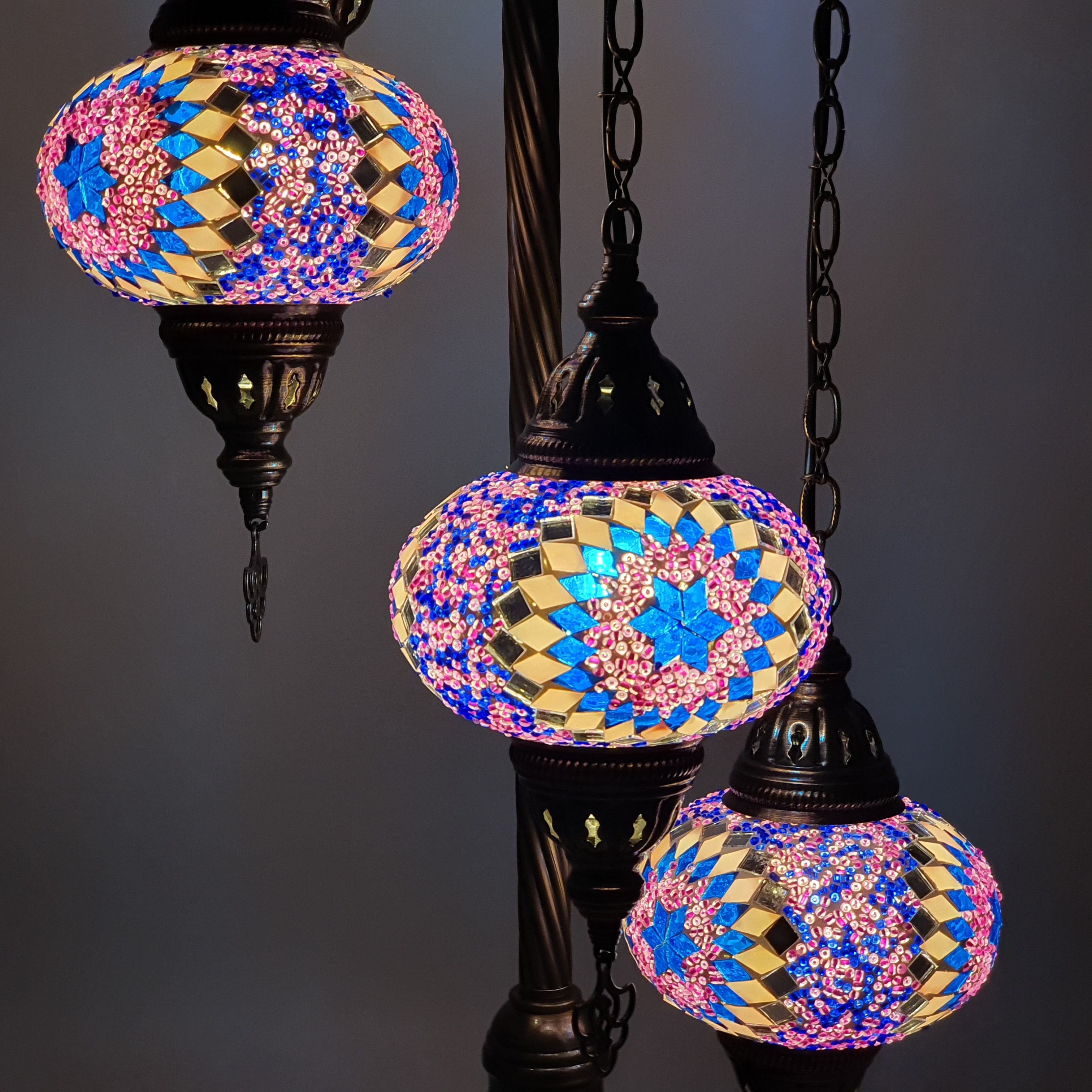 5 Globe Lilly Turkish Tiffany Mozaic Lampă de podea Lumină LED