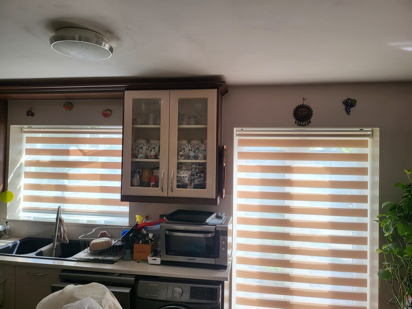 Decor Blinds Privacy 106 Light Brown