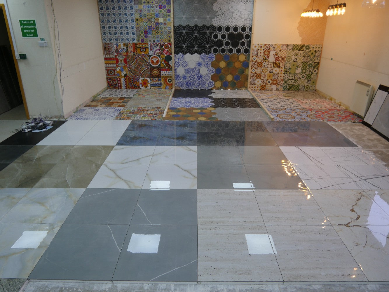 Italian Design Naples Rectified Polished Glazed Porcelain 600x600mm Wall and Floor Tiles